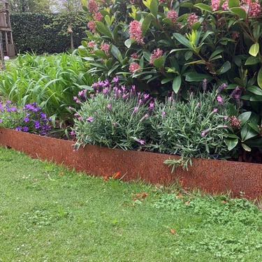 Multi-Edge METAL corten 100x27,5cm aangelegd