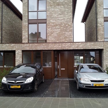 Basalt split 8 - 16mm aangelegd op parking