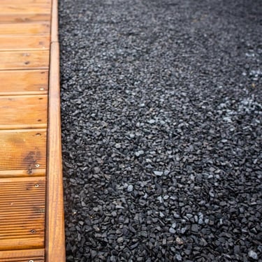 Basalt split 5 - 8mm aangelegde siertuin