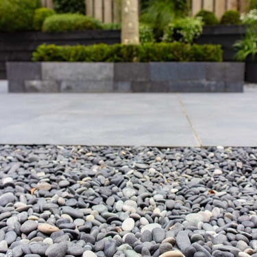 Beach pebbles 8 - 16mm aangelegde tuin