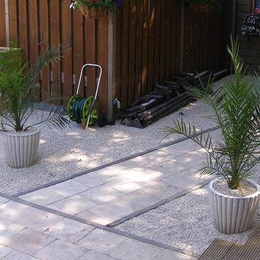 Castle grind in aangelegde tuin