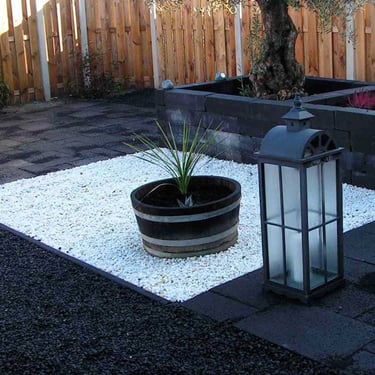 Crystal white split 9 - 12 siertuin (in combinatie met Basalt split)