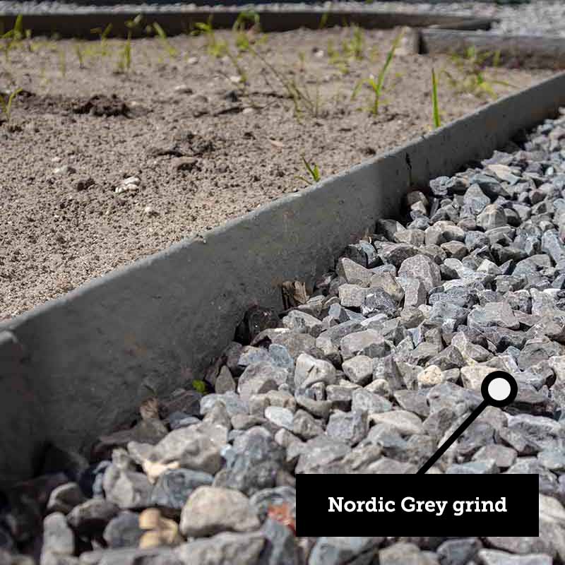 Multi-Edge ECO Recht Grijs 2m 14cm hoogte aangelegd