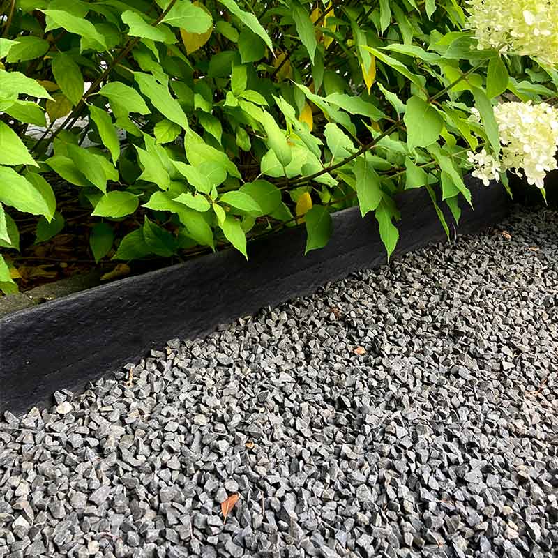 Multi-Edge ECO Recht Zwart 2m 14cm hoogte aangelegd