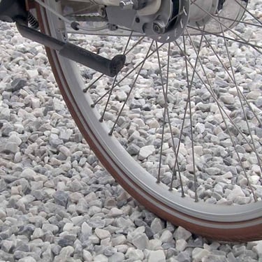 Easygravel 3XL splitplaat wit aangelegd
