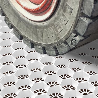 Easygravel 3XL splitplaat wit aangelegd