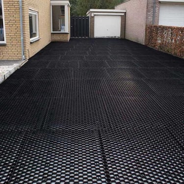EuroGravel PLUS splitplaten aangelegd