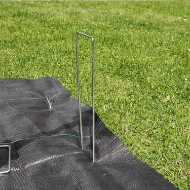 Grondpennen bevestigd 38cm x 8cm x 4mm