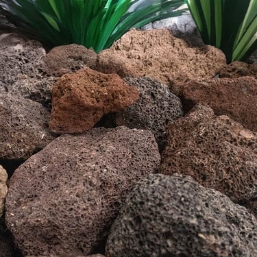 Lava Breuksteen 40 - 80mm (4 - 8cm) aangelegd