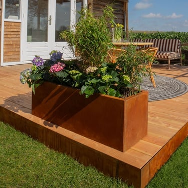 Multi-Edge METAL Hoekstuk Corten staal aangelegd