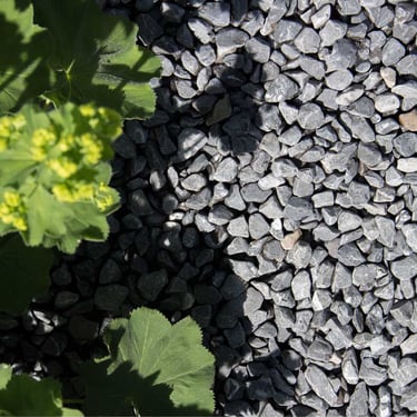 Nordic grey grind 12 - 18mm aangelegd