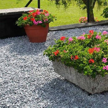 Nordic grey grind 12 - 18mm aangelegde siertuin