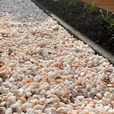 Rosa Milano grind 12 - 18mm (nat) aangelegd